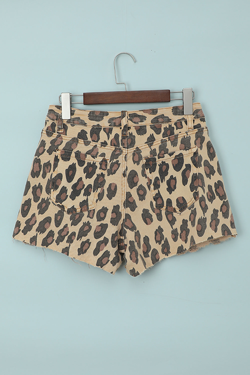 Brown Leopard Mid Waist Frayed Hemline Jean Shorts – Retro Street Fashion with Pockets